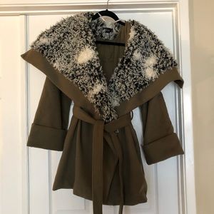 Faux fur collared coat